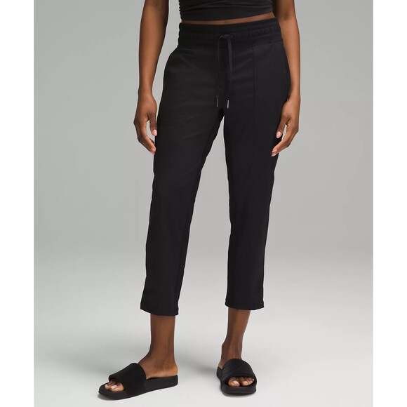 NEW Lululemon Dance Studio Mid-Rise Cropped black  Pant Size 8 AUTHENTIC - Picture 1 of 7